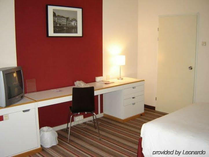 Hampton'S Hotel Namur Wepion Ruang foto